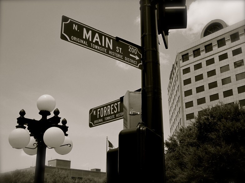 More Photos Of 101 W Goodwin Ave, Victoria Office For Lease