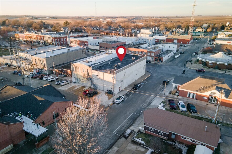 More Photos Of 602 G Ave, Grundy Center Fast Food For Sale