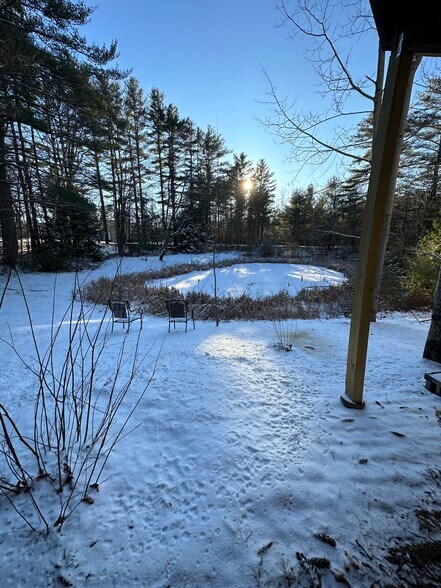 More Photos Of 22 Interstate Dr, Somersworth Office For Lease