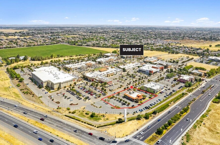 More Photos Of 2385 Sand Creek Rd, Brentwood Restaurant For Sale