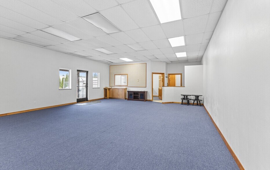 More Photos Of 1195 Newmark Ave, Coos Bay Storefront Retail Residential For Sale
