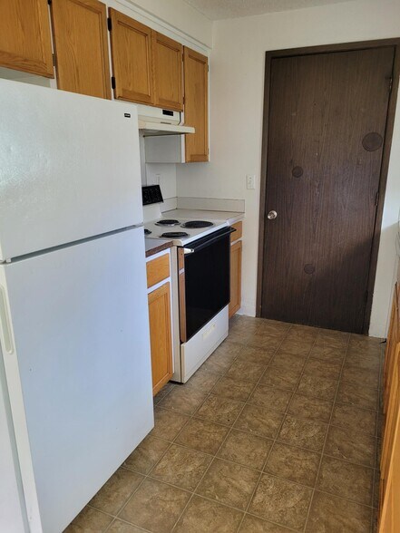 More Photos Of 211 SE Uglow St, Dallas Apartments For Sale