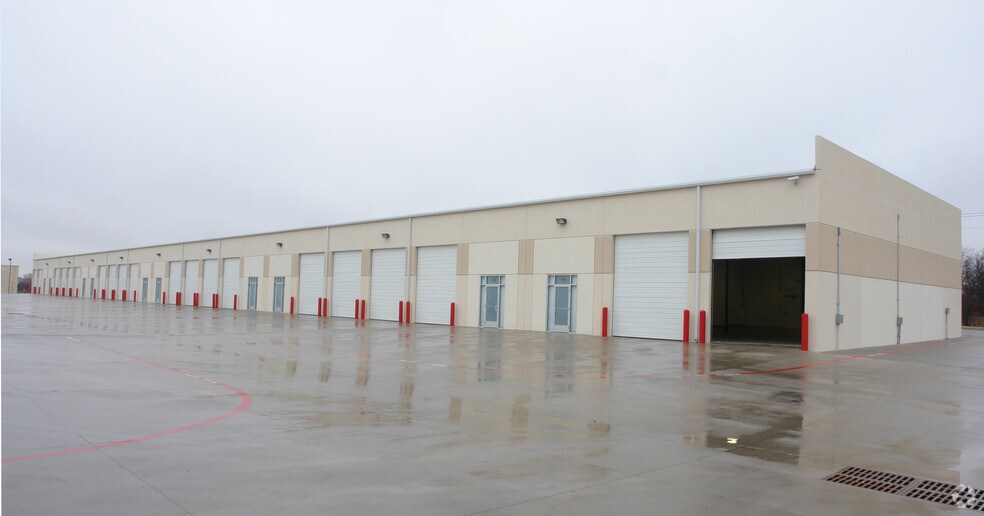 More Photos Of 5317 Superior Pky, Fort Worth Unknown For Lease