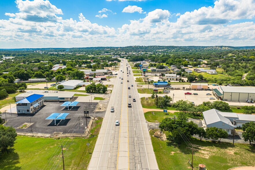 More Photos Of 1903 Junction Hwy, Kerrville Auto Repair For Sale