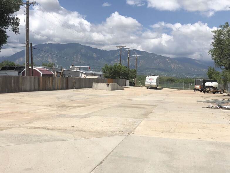 More Photos Of 3930 S US Highway 85 87, Colorado Springs Showroom For Sale