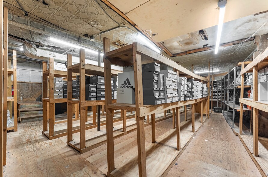 More Photos Of 5716 Myrtle Ave, Ridgewood Storefront Retail Office For Lease