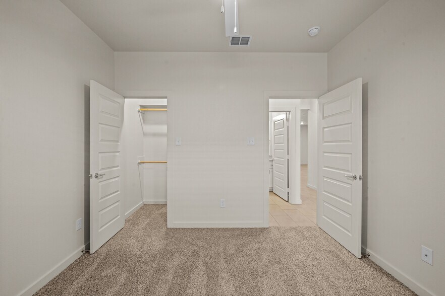 More Photos Of 7030-7036 41st st, Lubbock Apartments For Sale