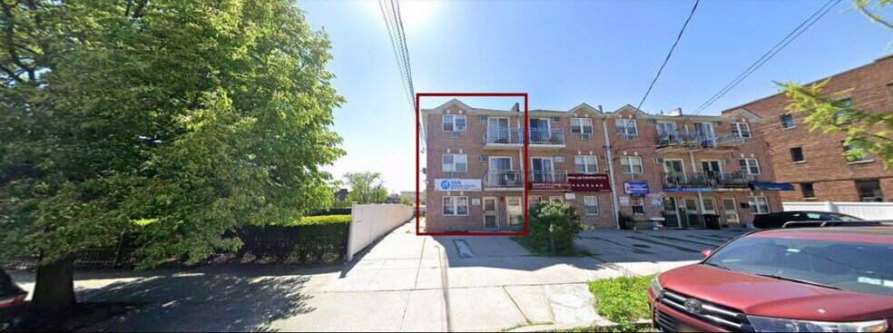 Primary Photo Of 215th St, Bayside Apartments For Sale