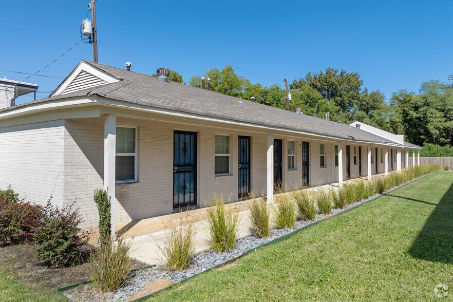 More Photos Of 1060 Merriwether Ave, Memphis Apartments For Sale