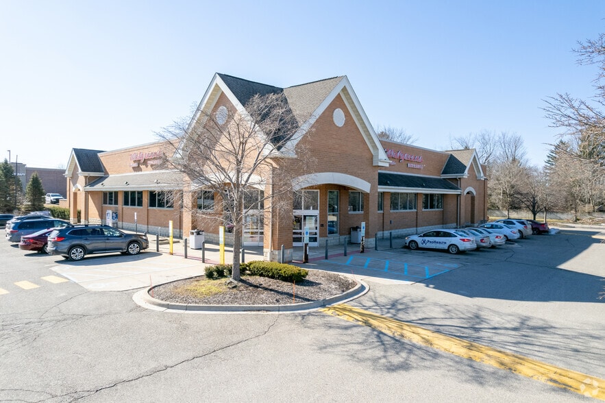 Primary Photo Of 140 S Milford Rd, Milford Drugstore For Sale