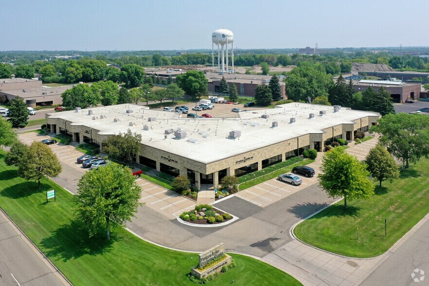 More Photos Of 15000-15100 N 23rd Ave, Plymouth Research And Development For Lease