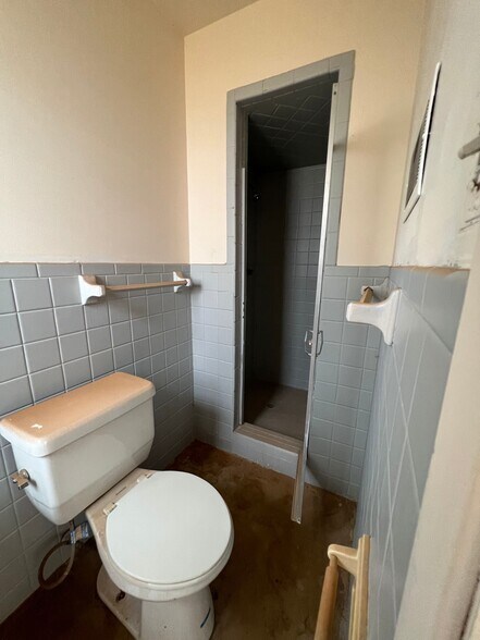 More Photos Of 2500 N Main St, Tahoka Hotel For Sale