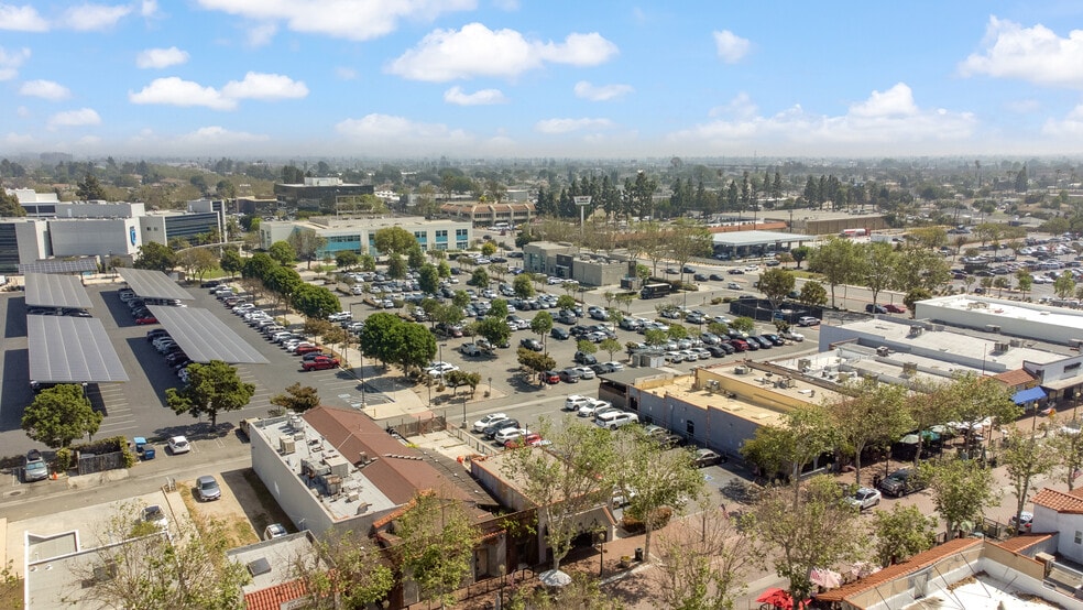 More Photos Of 12908 Main St, Garden Grove Freestanding For Sale