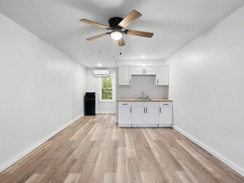 More Photos Of 671 E Court St, Marion Multifamily For Sale