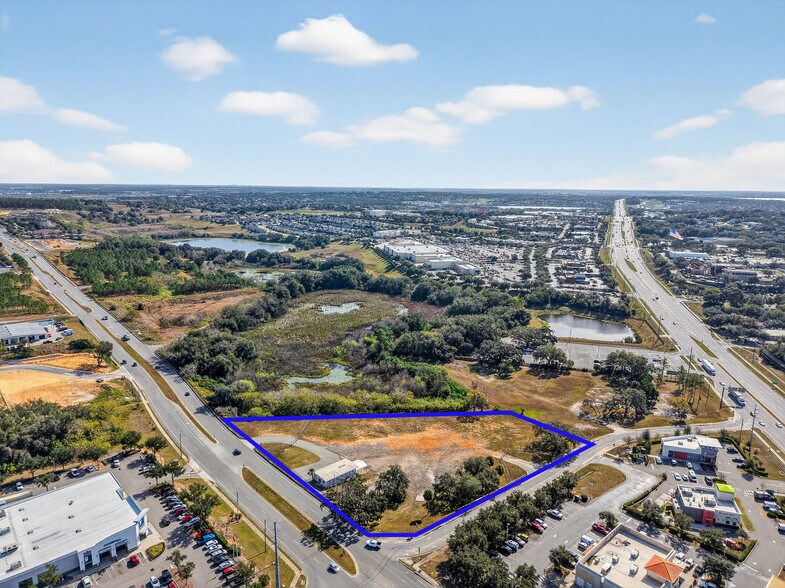 More Photos Of 1033 Hooks St, Clermont Industrial For Lease