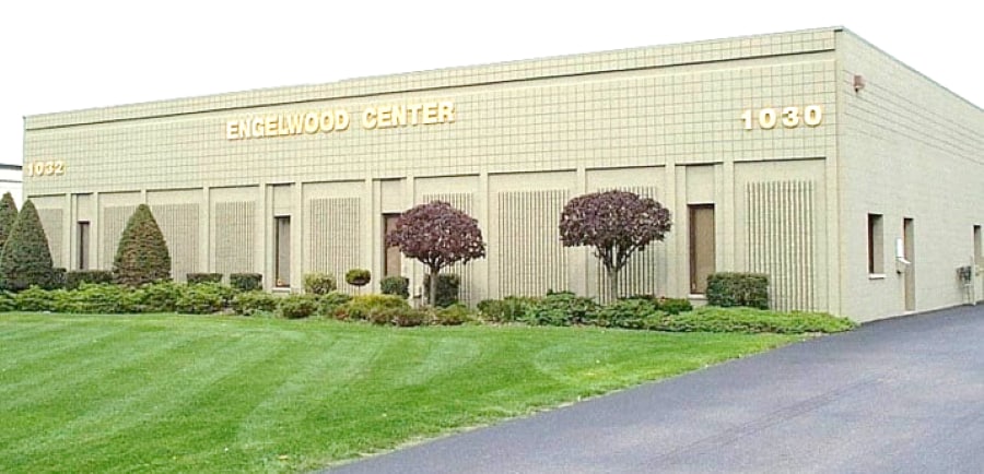 Primary Photo Of 1030-1032 N Crooks Rd, Clawson Unknown For Lease