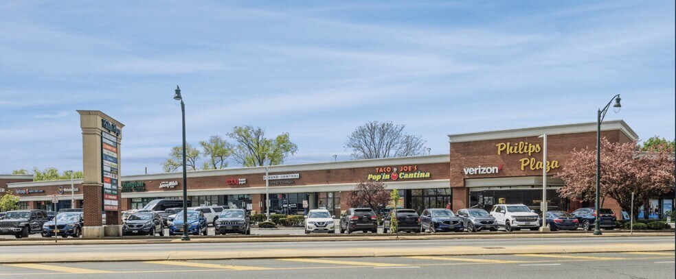 More Photos Of 111 Broadway, Lynbrook Storefront Retail Office For Lease