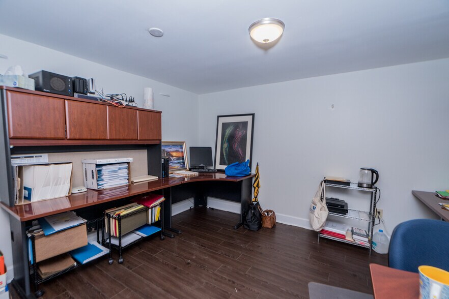 More Photos Of 48 Union Ave, Saratoga Springs Specialty For Sale