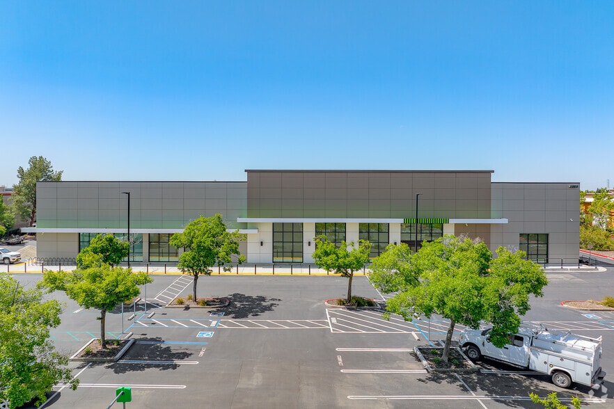 More Photos Of 6706-6770 Stanford Ranch Rd, Roseville Unknown For Lease