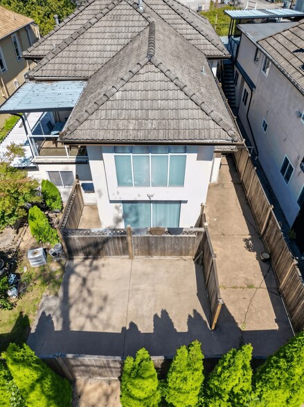 More Photos Of 2669-2675 Vanness Av, Vancouver Land For Sale