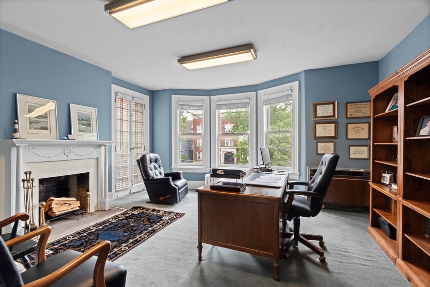 More Photos Of 1481 Chapel St, New Haven Office For Sale