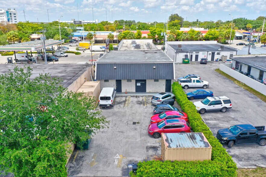 More Photos Of 67 NW 166th St, North Miami Beach Industrial For Sale