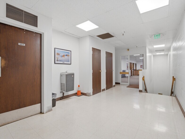 More Photos Of 563 Sandhill Ln, Grand Junction Refrigeration Cold Storage For Sale