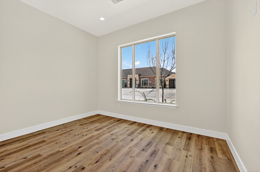 More Photos Of 7950 Preston Rd, Frisco Medical For Lease