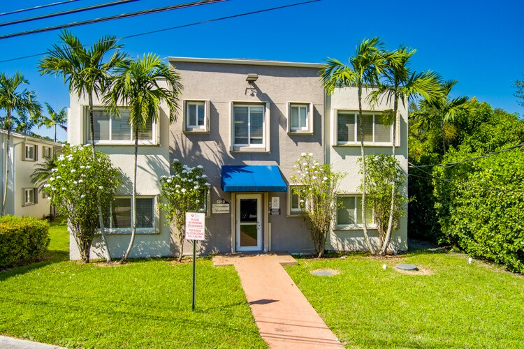 More Photos Of 5810 Devonshire Blvd, Miami Apartments For Sale