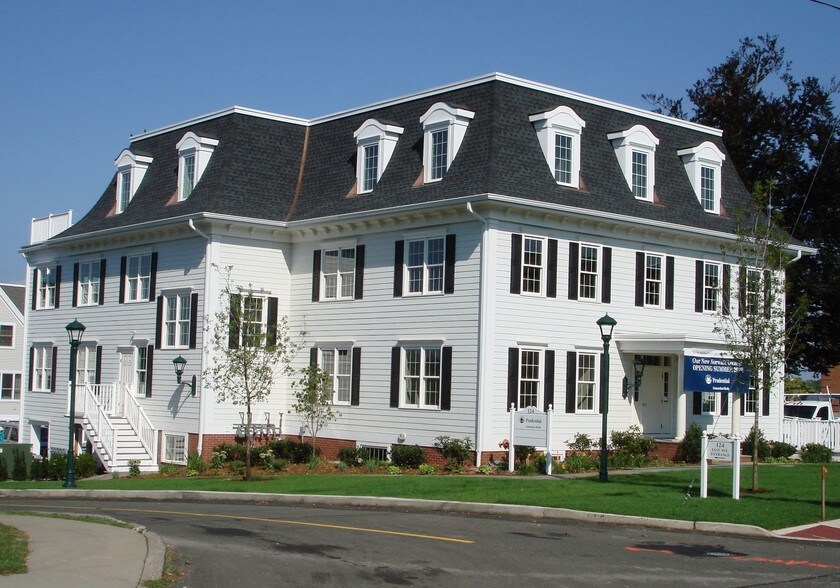 More Photos Of 124 East Ave, Norwalk Medical For Lease