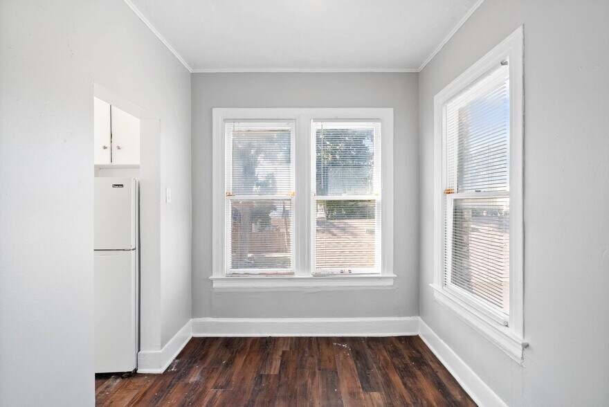 More Photos Of 615-619 S Tancahua St, Corpus Christi Apartments For Sale