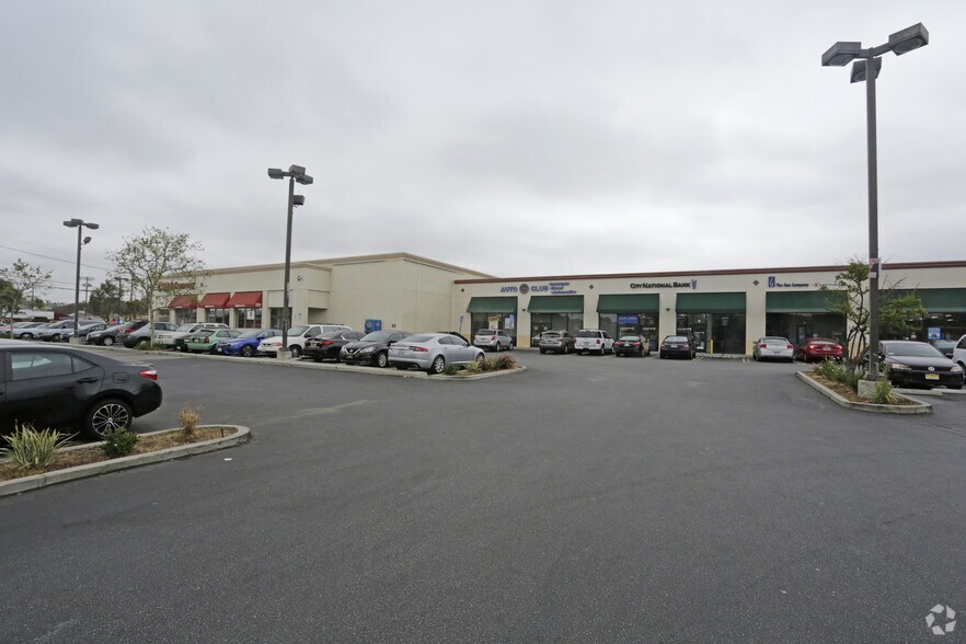 Primary Photo Of 3737-3741 S Crenshaw Blvd, Los Angeles Unknown For Lease