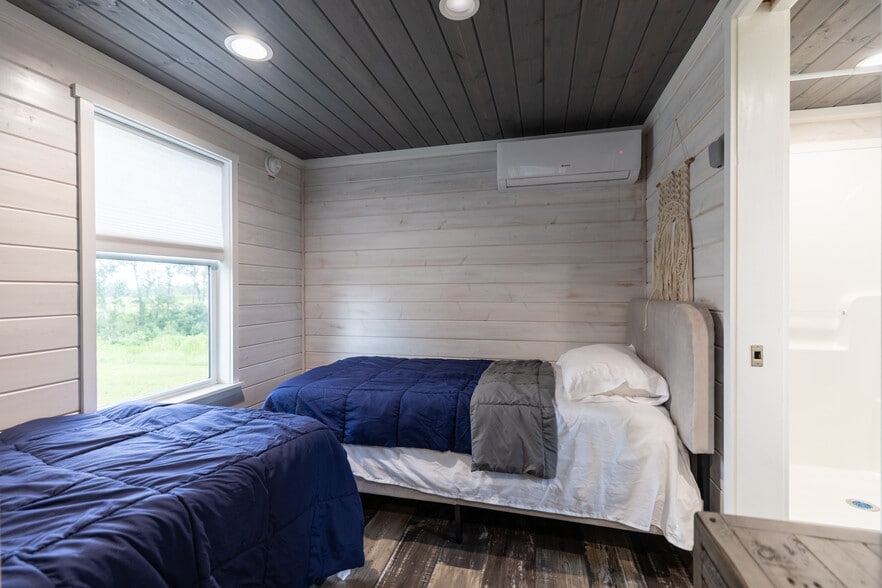 More Photos Of 2199 Roosterville Rd, Roopville Horse Stables For Sale