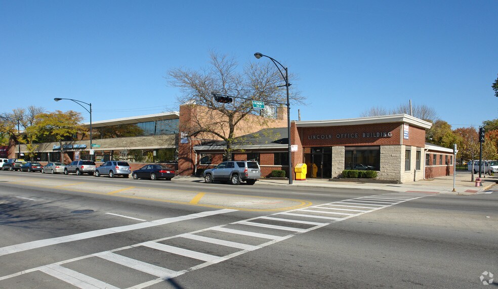 More Photos Of 5875 N Lincoln Ave, Chicago Office For Sale