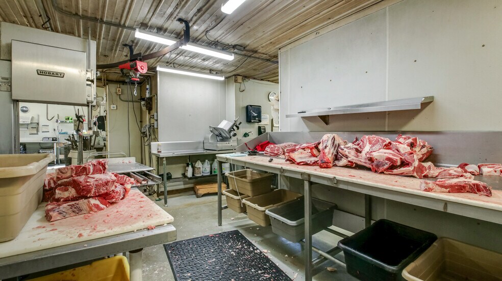 More Photos Of 2310 S Main St, Bloomer General Retail For Sale