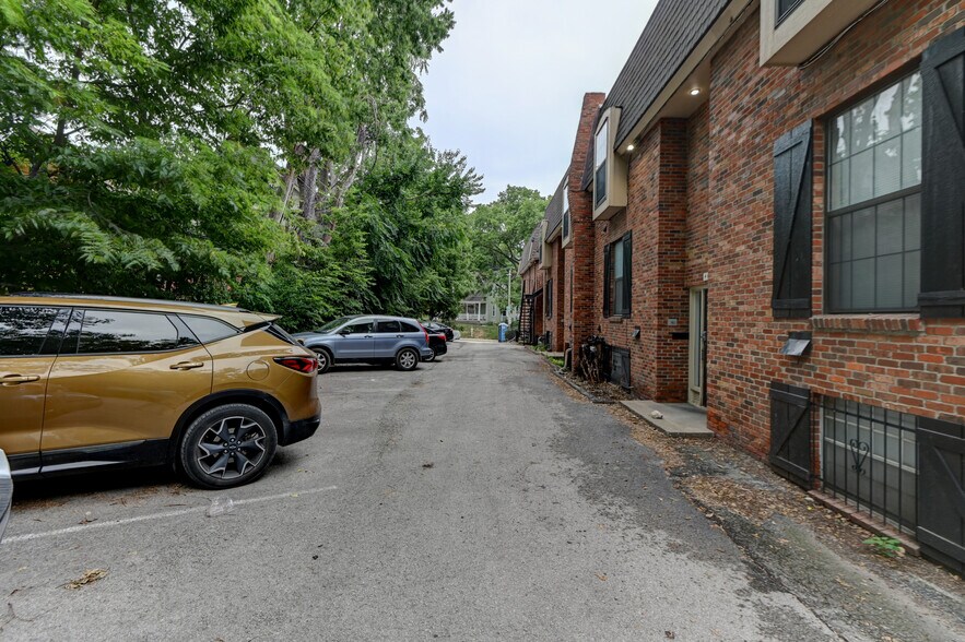 More Photos Of 4030-4038 Clark Ave, Kansas City Apartments For Sale