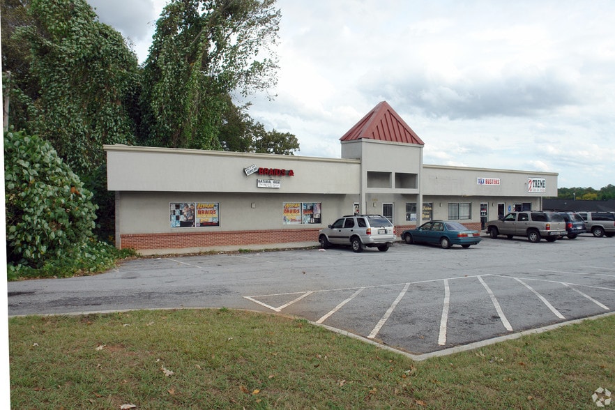 More Photos Of 2420 Candler Rd, Decatur Freestanding For Lease