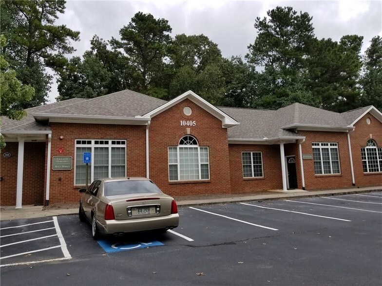 More Photos Of 10405 Old Alabama Connector Rd, Alpharetta Medical For Lease