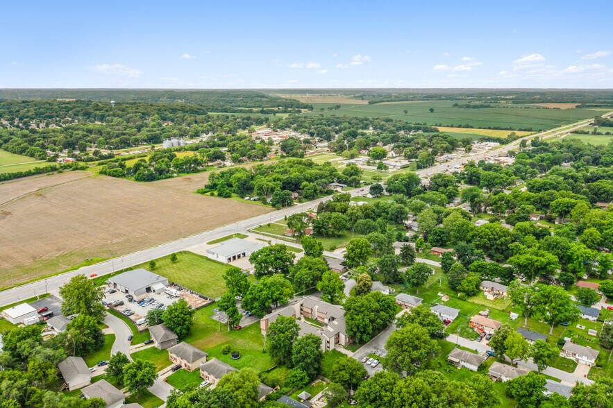 More Photos Of 103 N Lee St, Buckner Multifamily For Sale