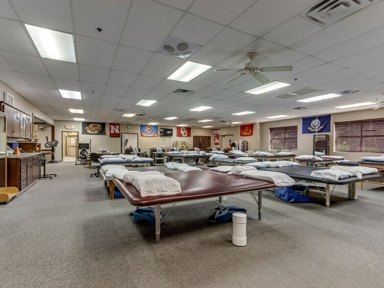 More Photos Of 9309 E Reno Ave, Midwest City Healthcare For Sale