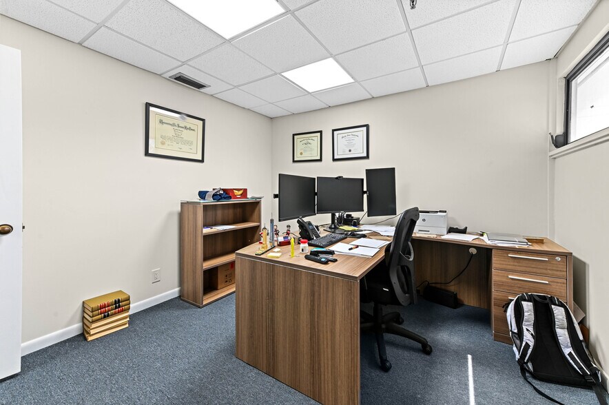 More Photos Of 355 NE 5th Ave, Delray Beach Loft Creative Space For Lease