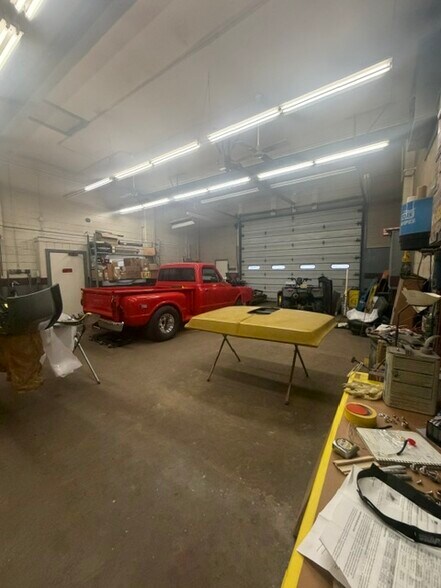 More Photos Of 306 Maple Creek Rd, Charleroi Auto Repair For Sale