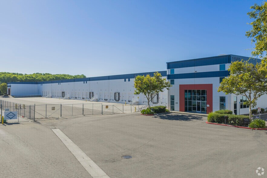 More Photos Of 11960 S Harlan Rd, Lathrop Distribution For Lease