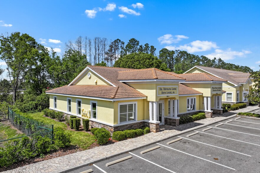More Photos Of 934 Cypress Village Blvd, Sun City Center Office For Sale