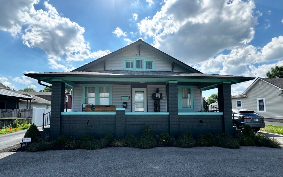 Primary Photo Of 180 N US 31, New Whiteland Loft Creative Space For Lease
