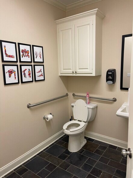 More Photos Of 9456 Jefferson Hwy, Baton Rouge Medical For Lease