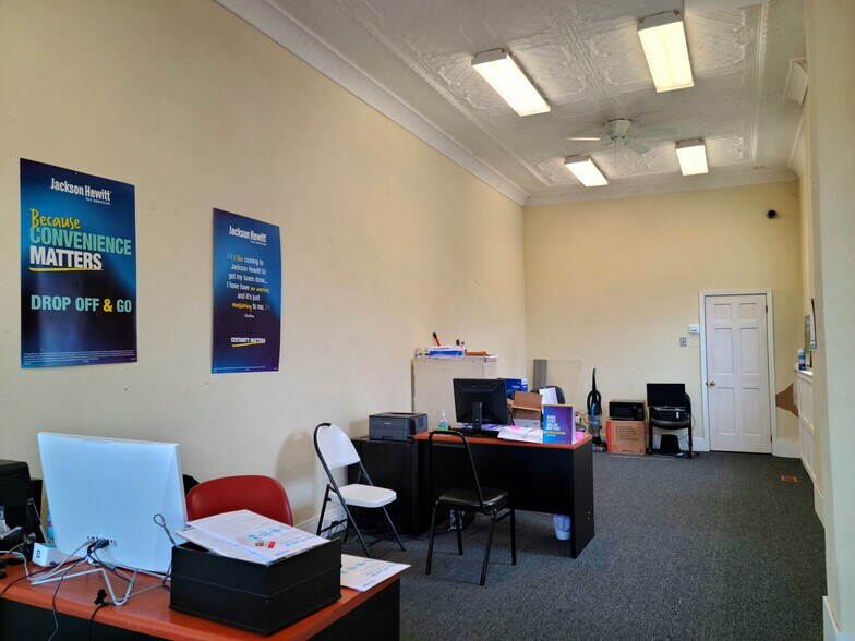 More Photos Of 229 N Main St, Manville Office For Lease