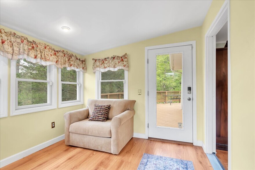 More Photos Of 47-49 Furnace ave, Wanaque Flex For Sale