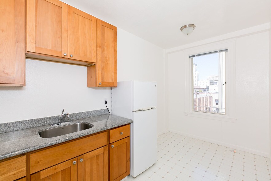 More Photos Of 270-272 Turk St, San Francisco Apartments For Sale