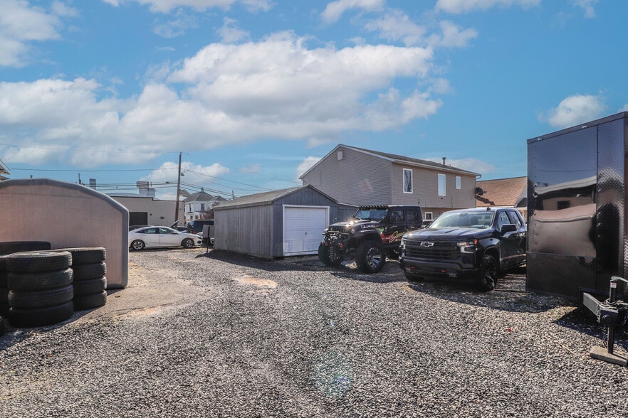 More Photos Of 369 New Brunswick Ave, Fords Auto Repair For Sale
